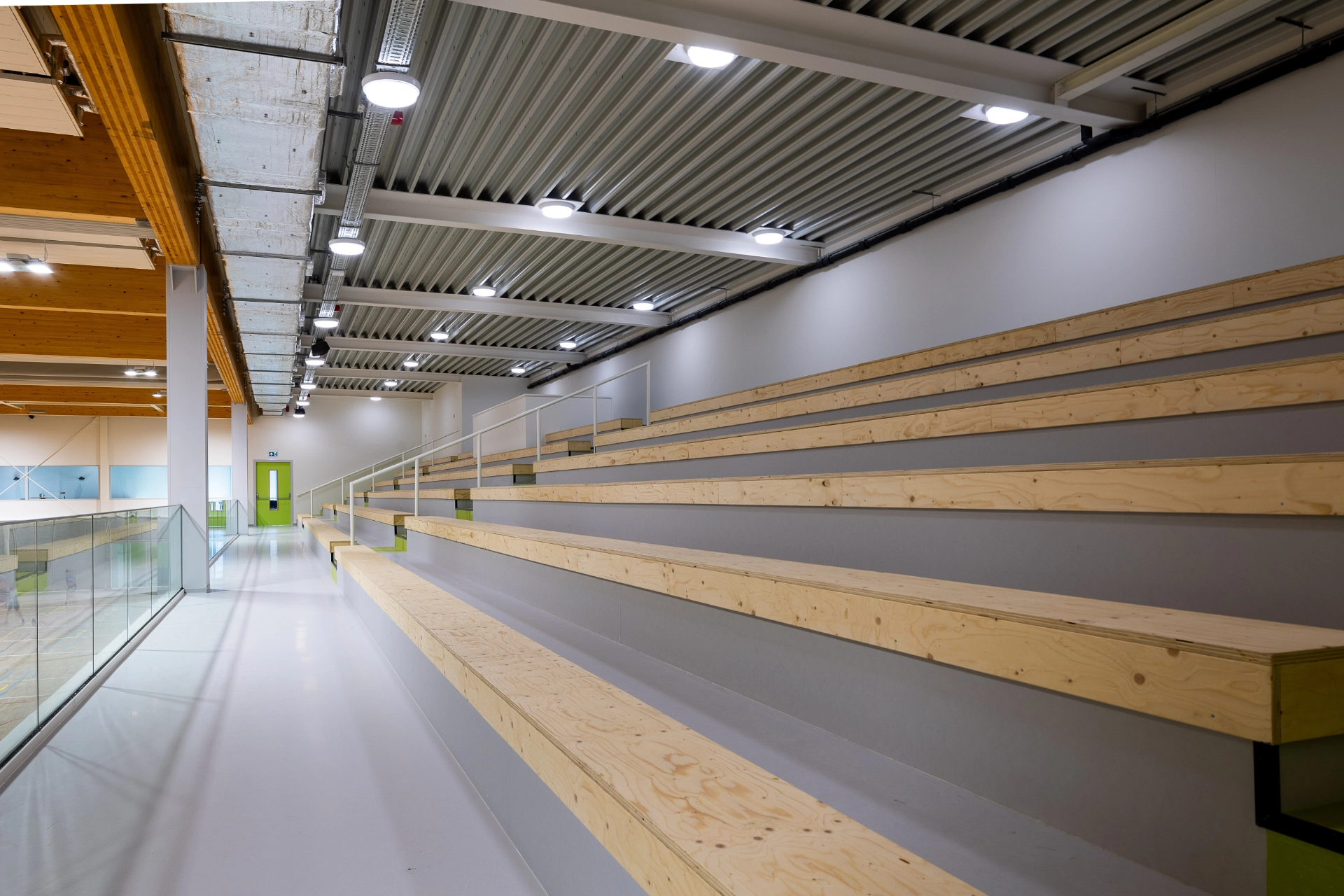 AGNOVA-Architecten-Sporthal-De-Klabbe-Emmer-Compascuum-tribune
