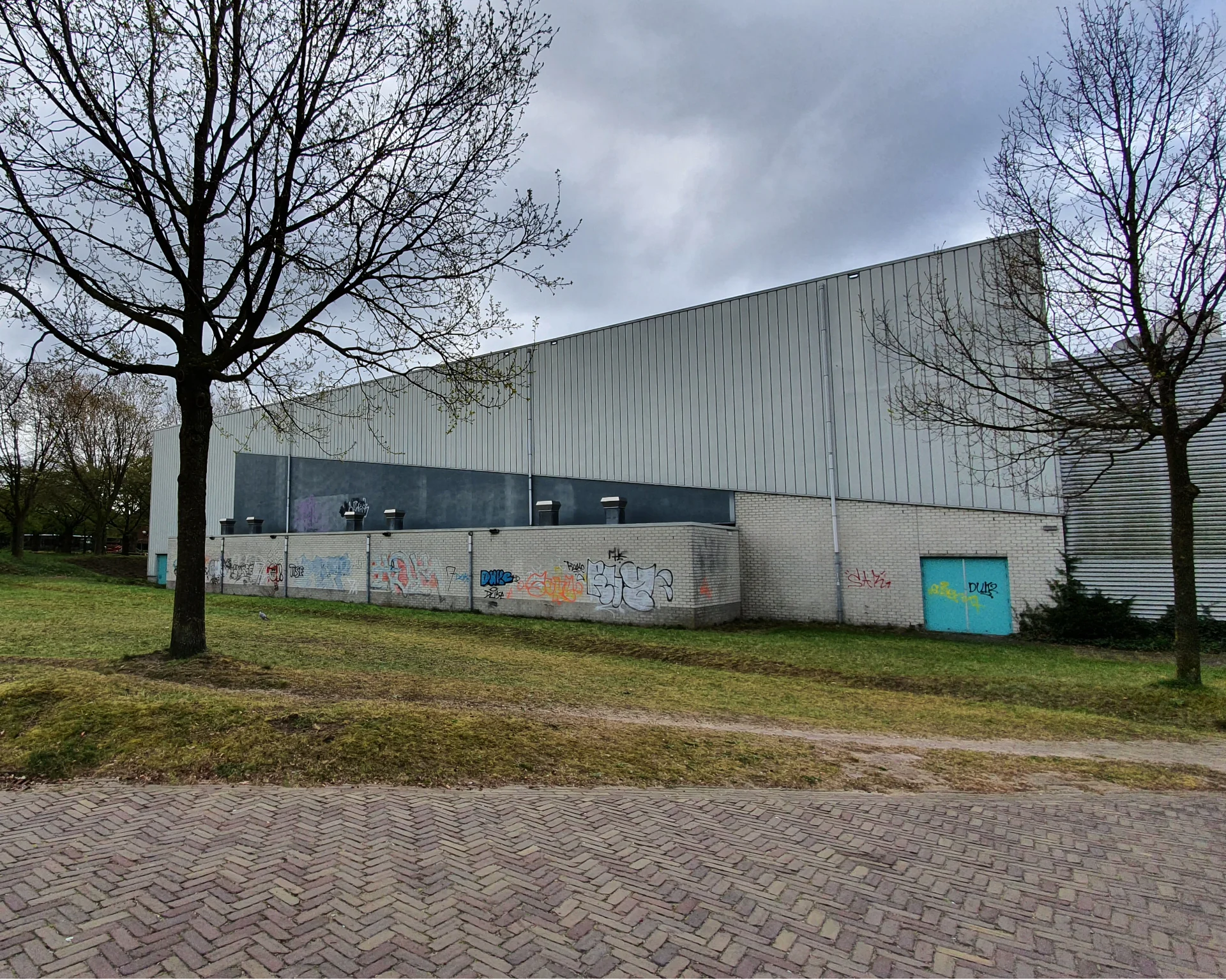 Sportboulevard-De-Engh-Soest-bestaande zijgevel
